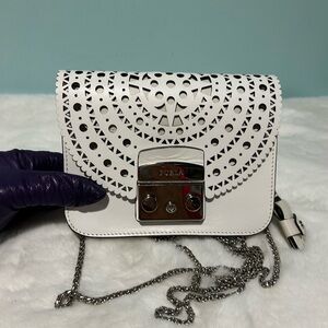Furla Metropolis in White Perforated doble Flap design. Authentic and Pre-owned.